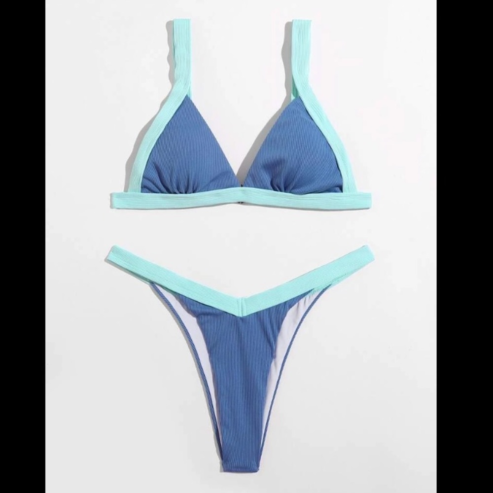 ☀️3/$30 SHEIN Ribbed Contrast Thong Bikini NWT